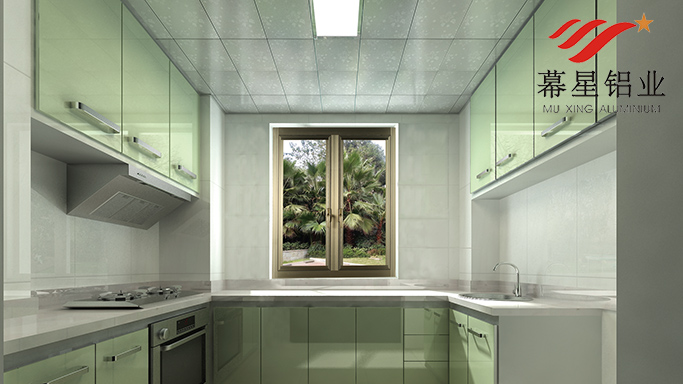 鋁（lǚ）合金門窗